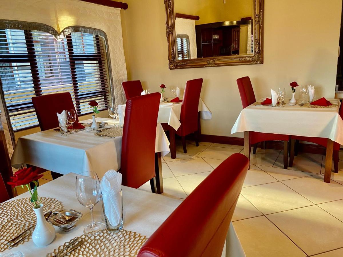 Hotel Re-Union Vacations à Hartbeespoort Extérieur photo